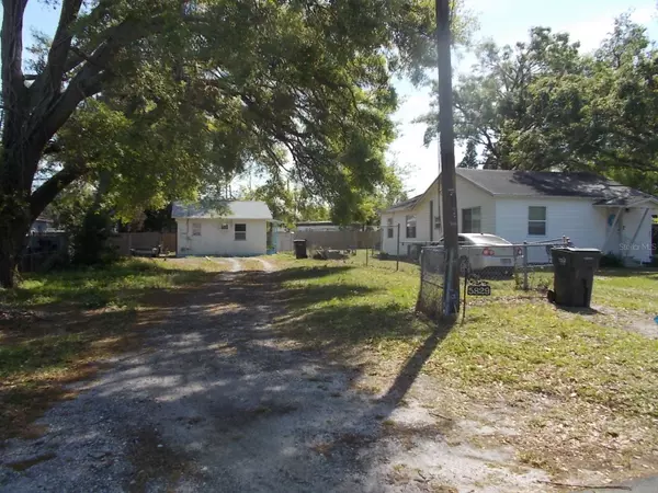 St Petersburg, FL 33741,5827 39TH ST N
