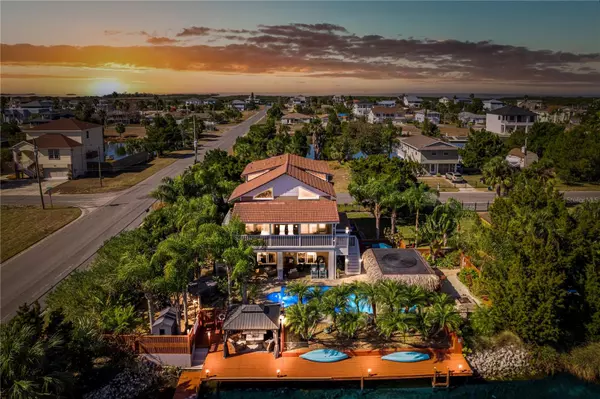 3308 OLEANDER DR, Hernando Beach, FL 34607
