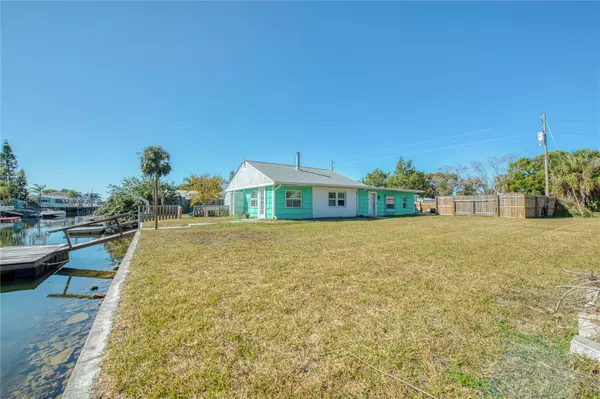 Hudson, FL 34667,CAPRI LN #18