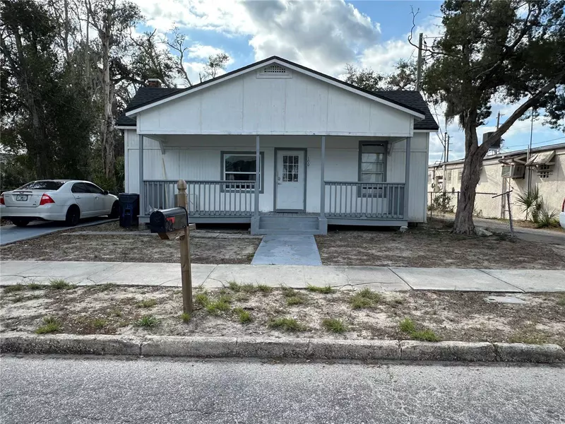 100 E LIME ST, Tarpon Springs, FL 34689