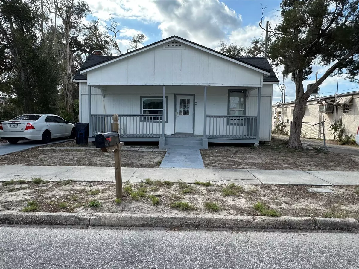 Tarpon Springs, FL 34689,100 E LIME ST