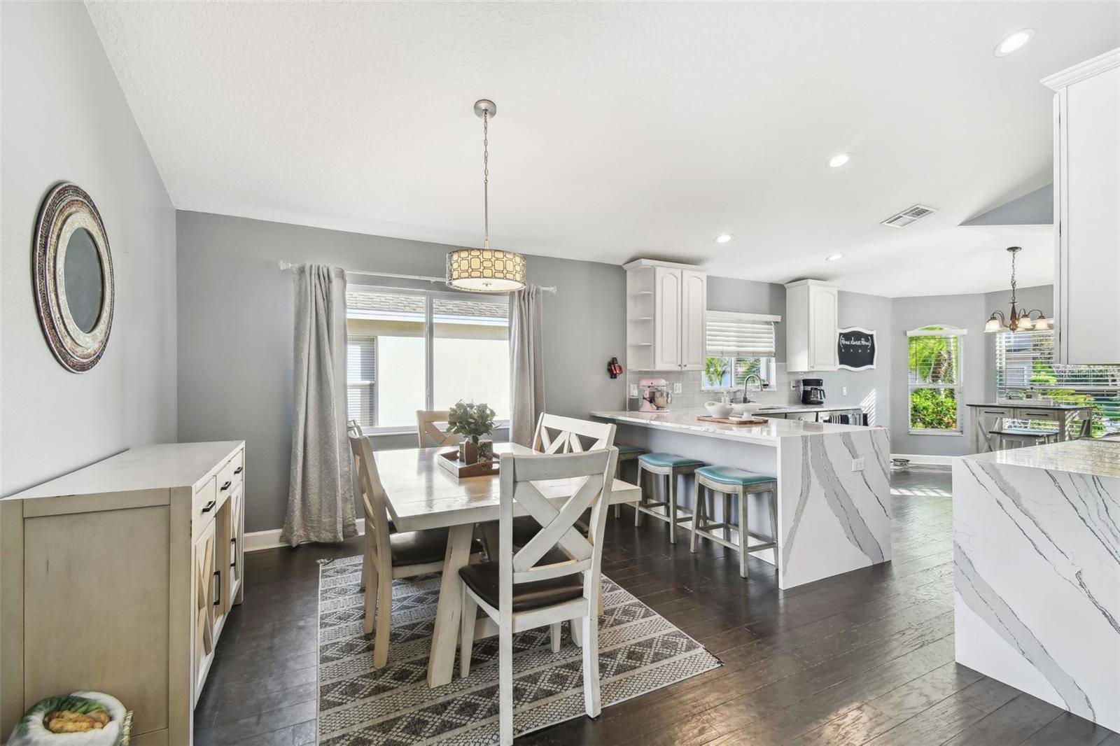 Oldsmar, FL 34677,215 ARBOR WOODS CIR