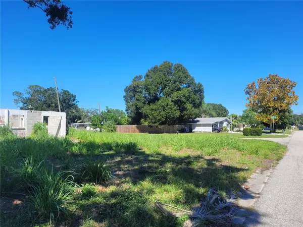 Sarasota, FL 34235,3486 DOVER ST