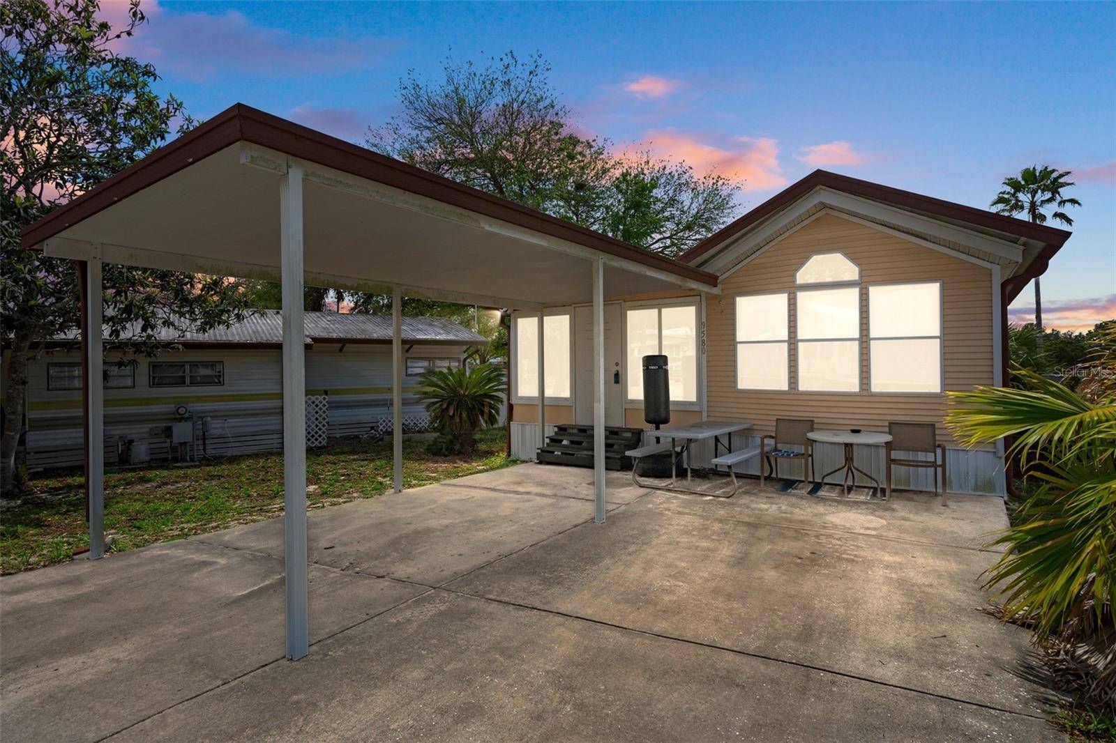 Weeki Wachee, FL 34613,9580 GRAY FOX DR