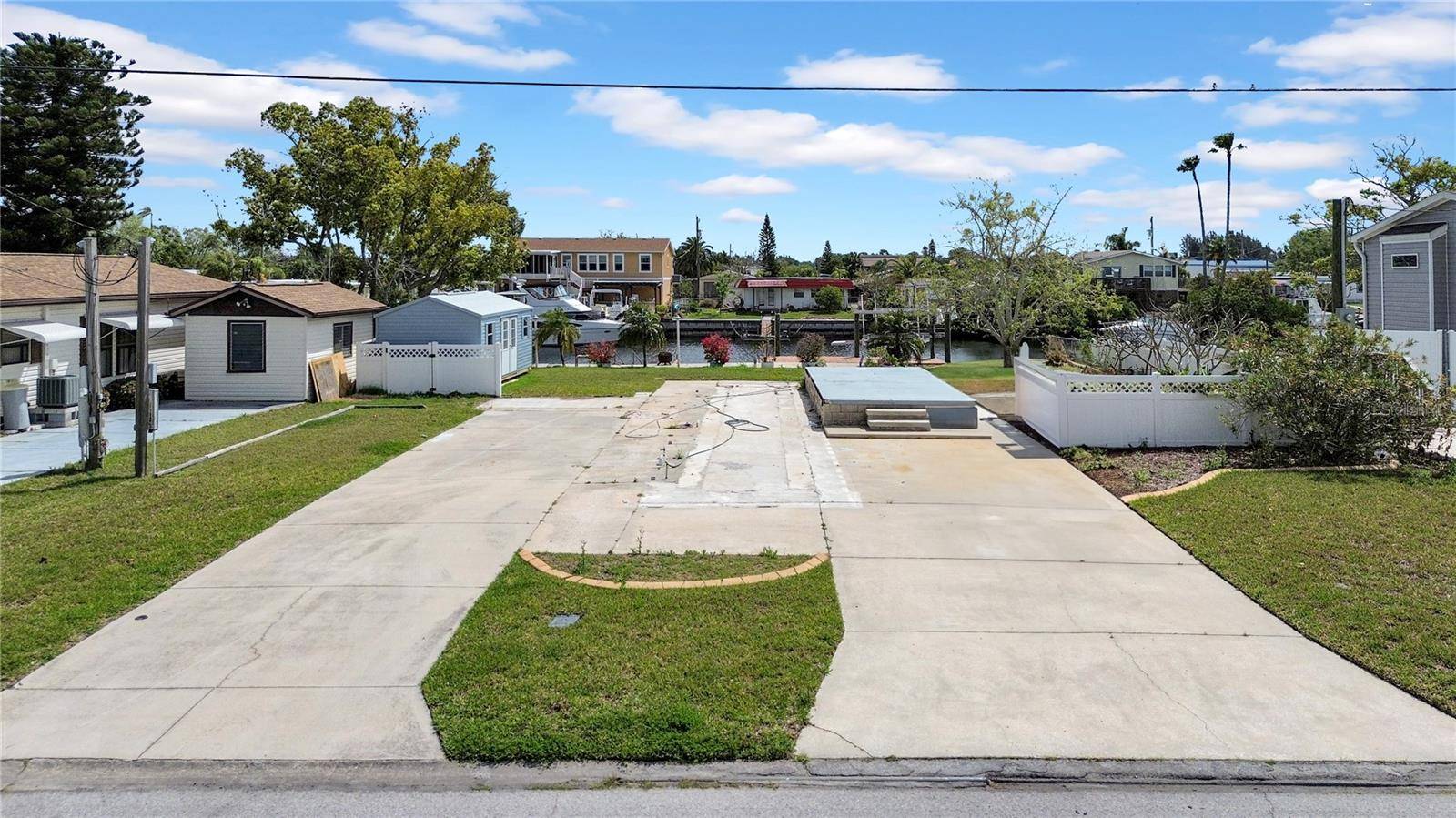 13018 CABIN CT, Hudson, FL 34667