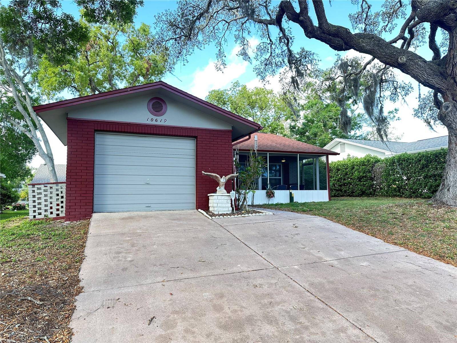 10619 MIRA VISTA DR, Port Richey, FL 34668