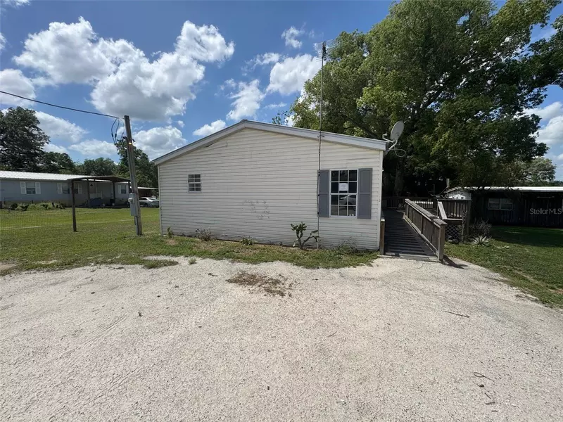 14915 DOUGLAS ST, Dade City, FL 33525