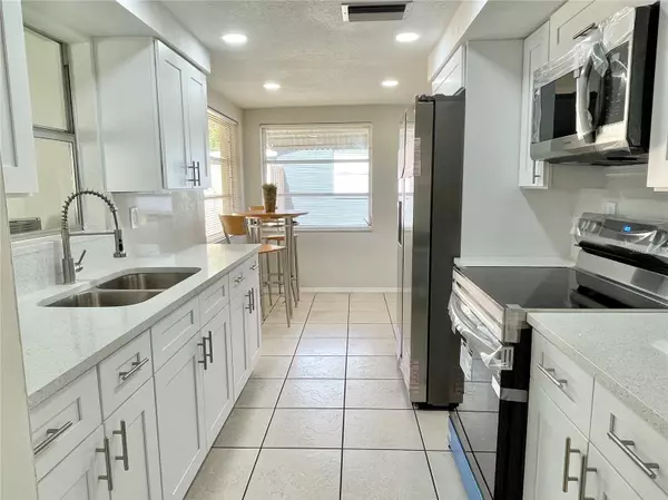 Holiday, FL 34690,5128 PERENNIAL DR