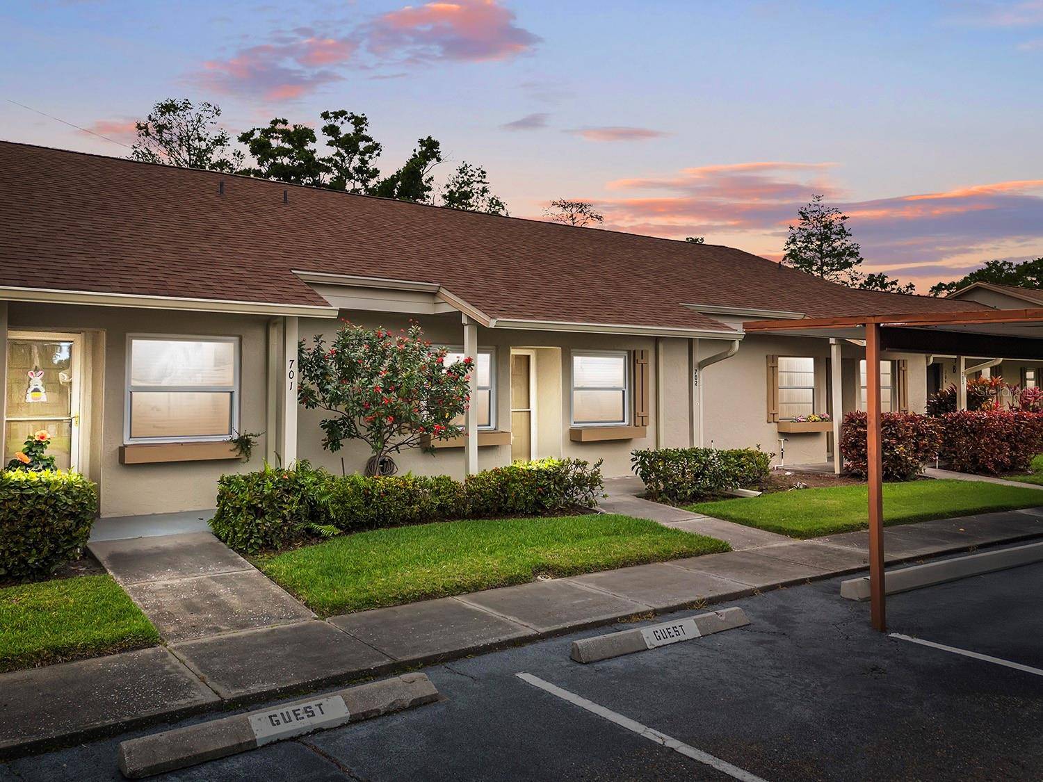 10780 43RD ST N #702, Clearwater, FL 33762