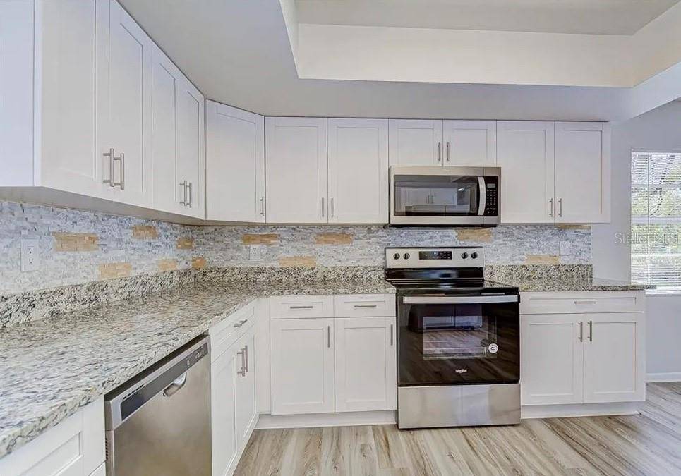 Zephyrhills, FL 33542,37733 14TH AVE