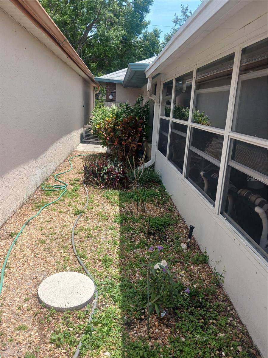 Tampa, FL 33614,8008 LA SERENA DR
