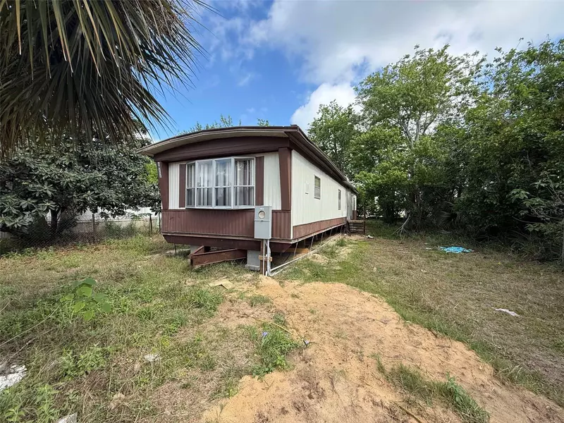 16111 SARASOTA ST, Brooksville, FL 34604