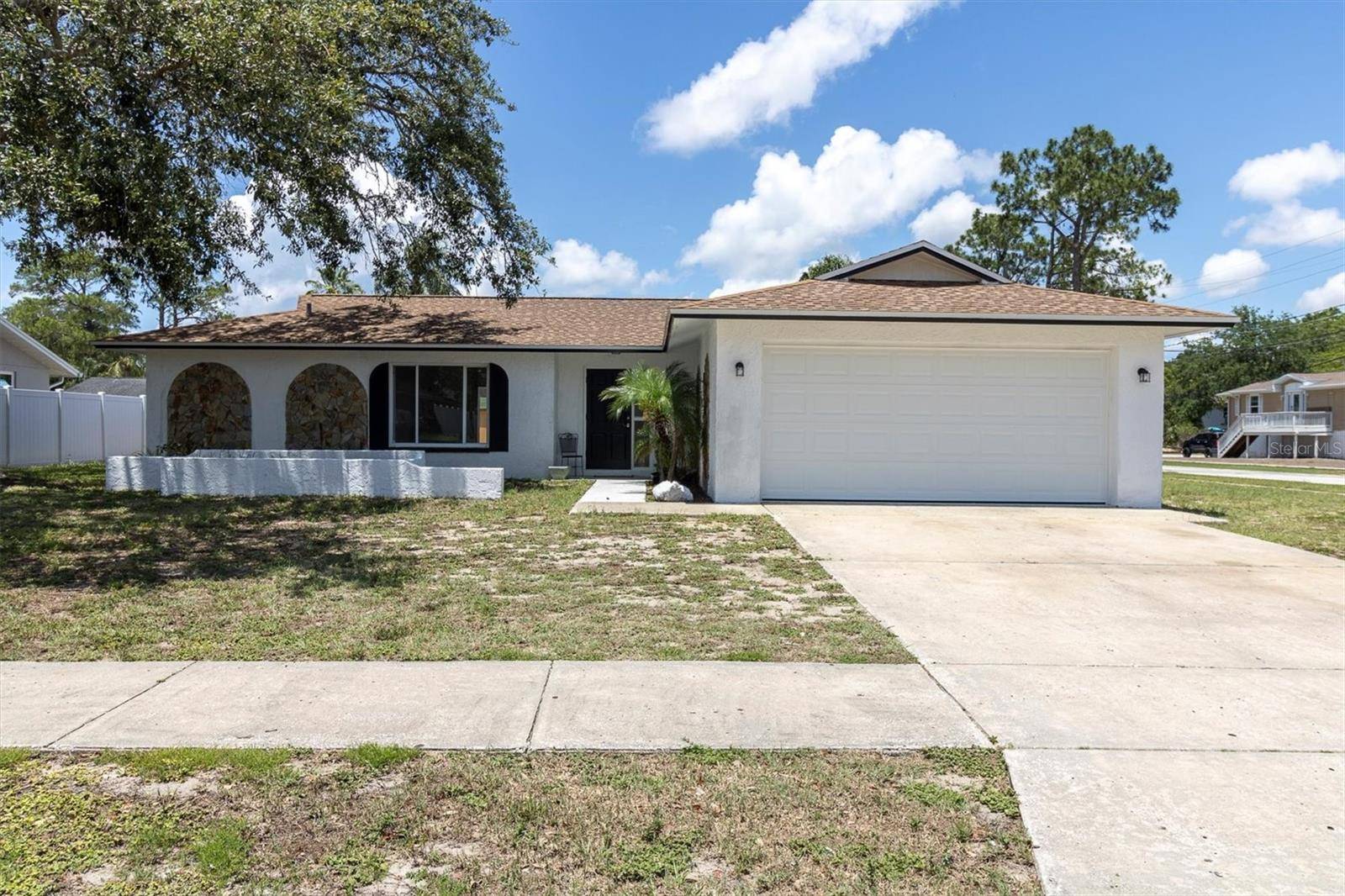 Tarpon Springs, FL 34689,1402 TALLAHASSEE DR
