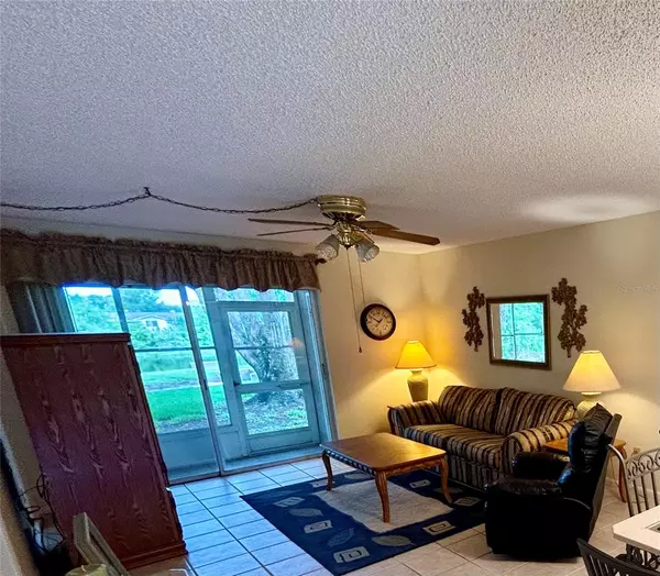 New Port Richey, FL 34653,4903 MYRTLE OAK DR #12