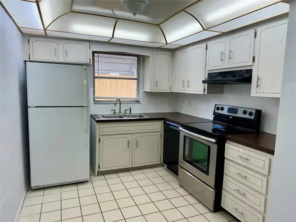 Port Richey, FL 34668,10014 KINGSWOOD LN