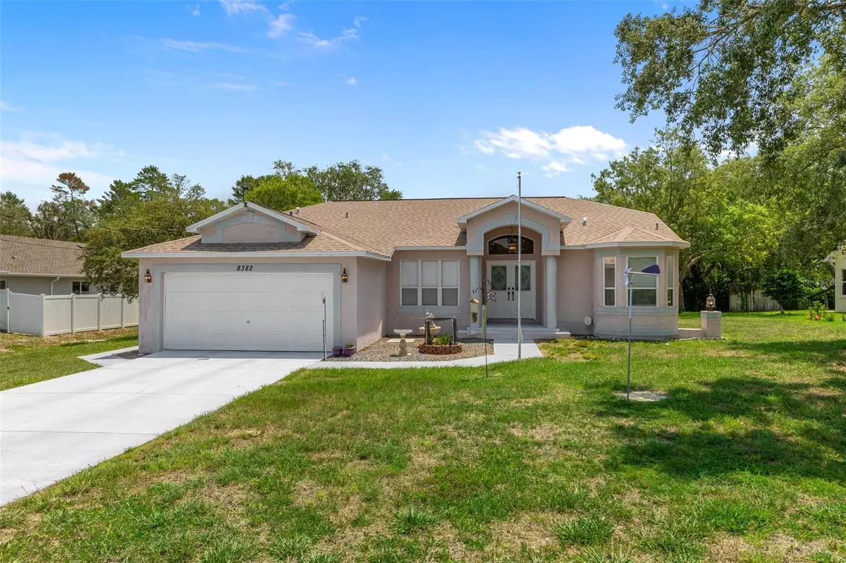 Weeki Wachee, FL 34613,8382 CHRISTOPHER LN