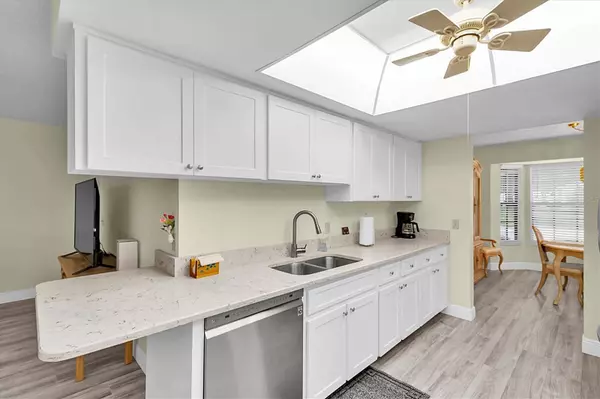 New Port Richey, FL 34655,4841 WAKEFIELD CT #4841