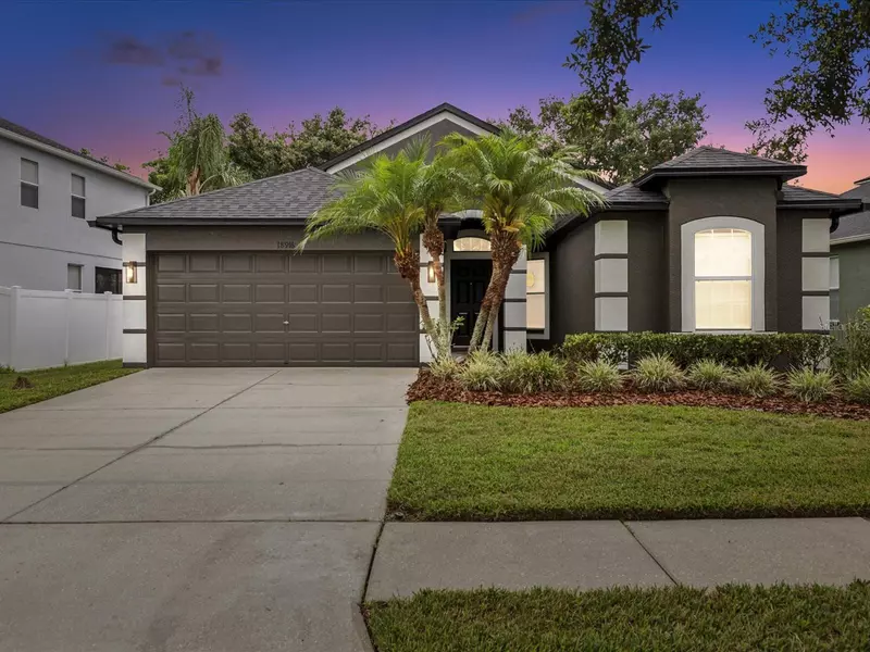 18916 NEW PASSAGE BLVD, Land O Lakes, FL 34638
