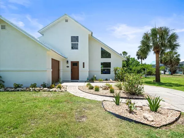 Hernando Beach, FL 34607,4104 PINE DALE CT