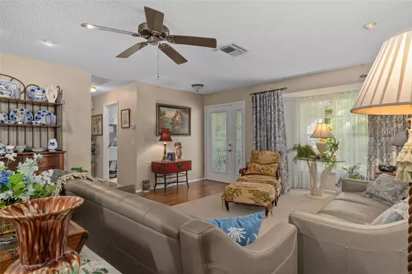 Spring Hill, FL 34606,2486 DEER TRAIL LN