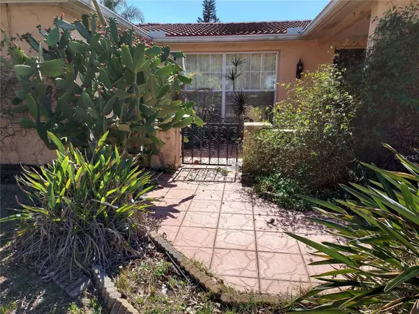 Holiday, FL 34691,3206 PINON DR