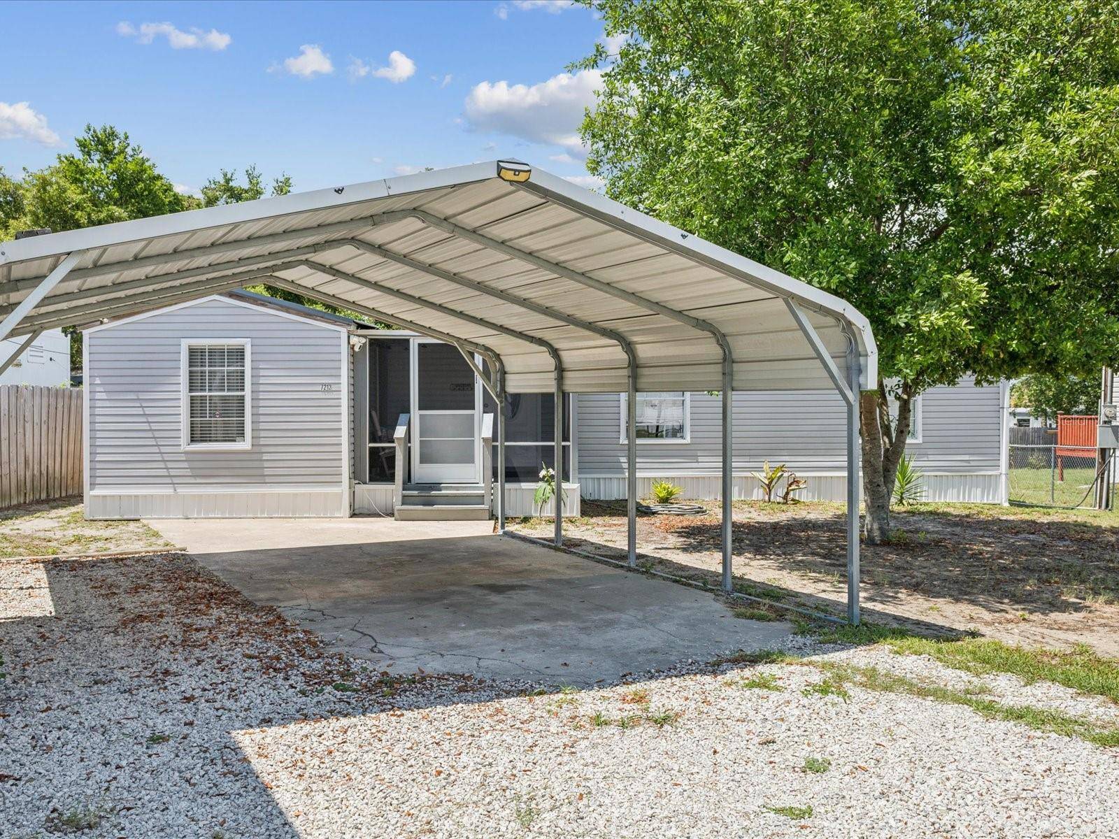 Hudson, FL 34667,7213 ELIZABETH AVE