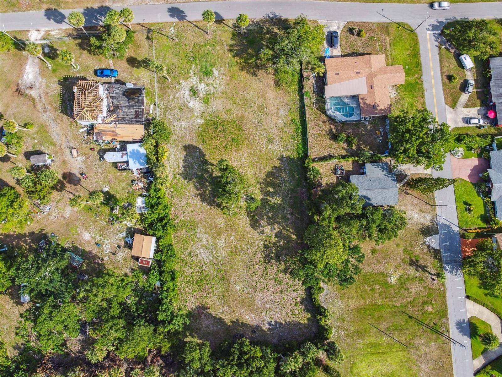 Daytona Beach, FL 32114,530 SHADY PL