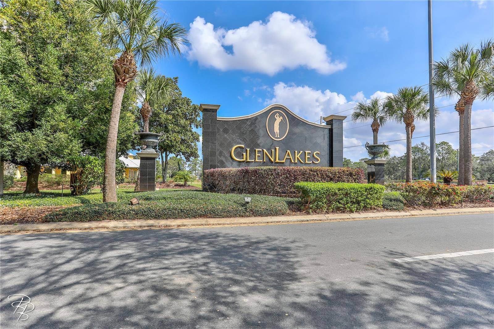 Weeki Wachee, FL 34613,9406 BURNAM DR