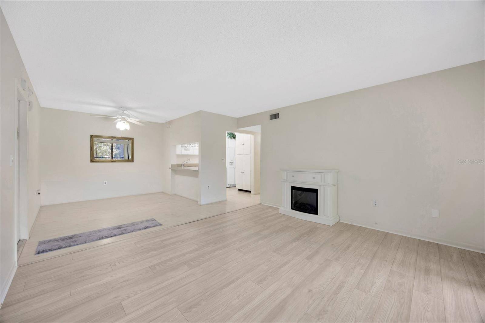 Tarpon Springs, FL 34688,3134 LAKE PINE WAY #F2