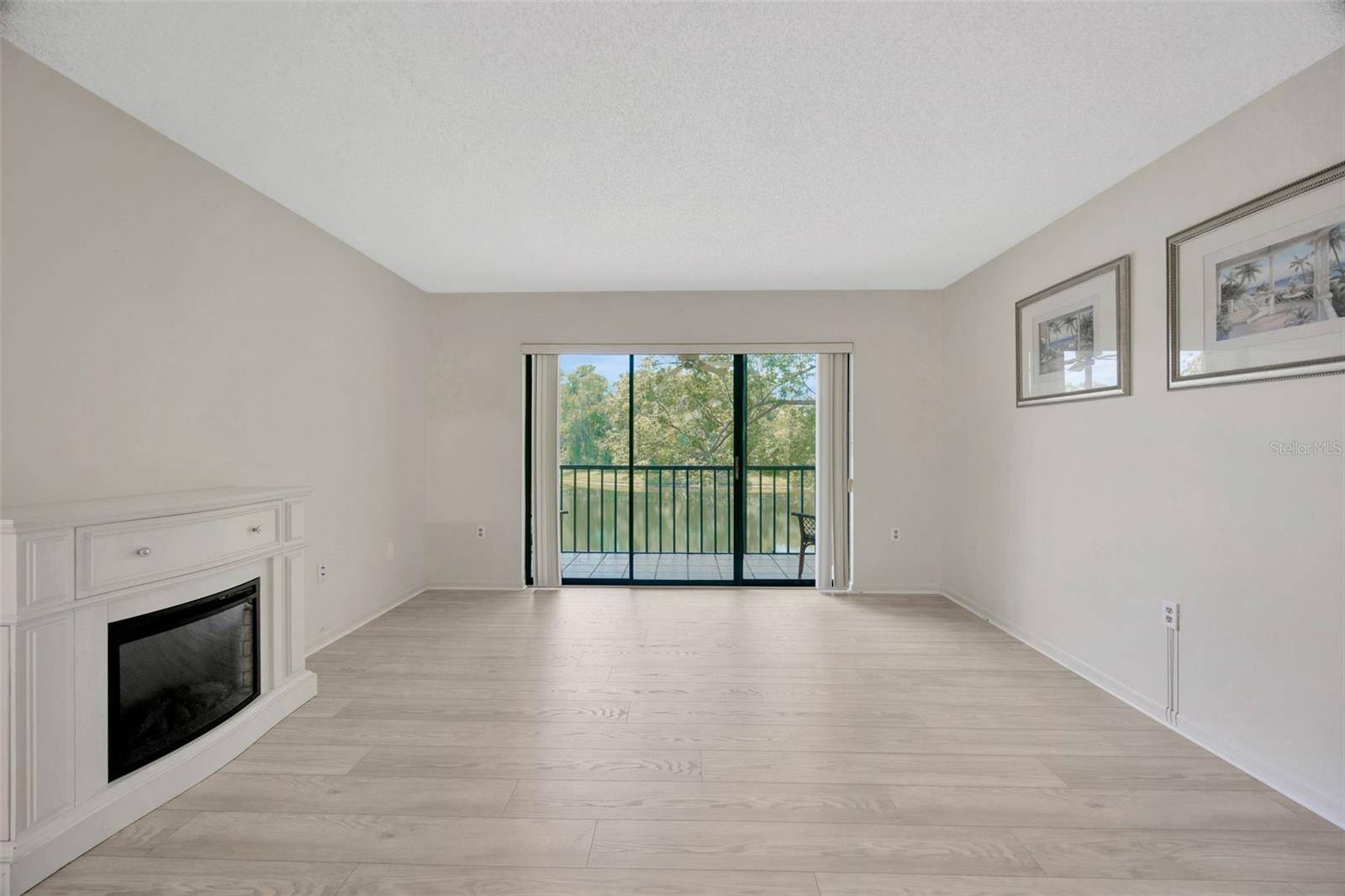 Tarpon Springs, FL 34688,3134 LAKE PINE WAY #F2