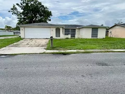 Port Richey, FL 34668,7714 FOX HOLLOW DR