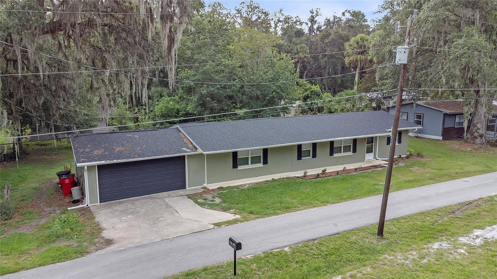 3207 CR 419, Lake Panasoffkee, FL 33538