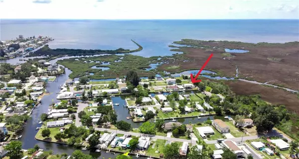 14984 EDGEWATER CIR, Hudson, FL 34667