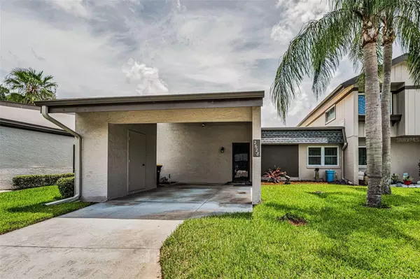 2628 BARKSDALE CT #B, Clearwater, FL 33761