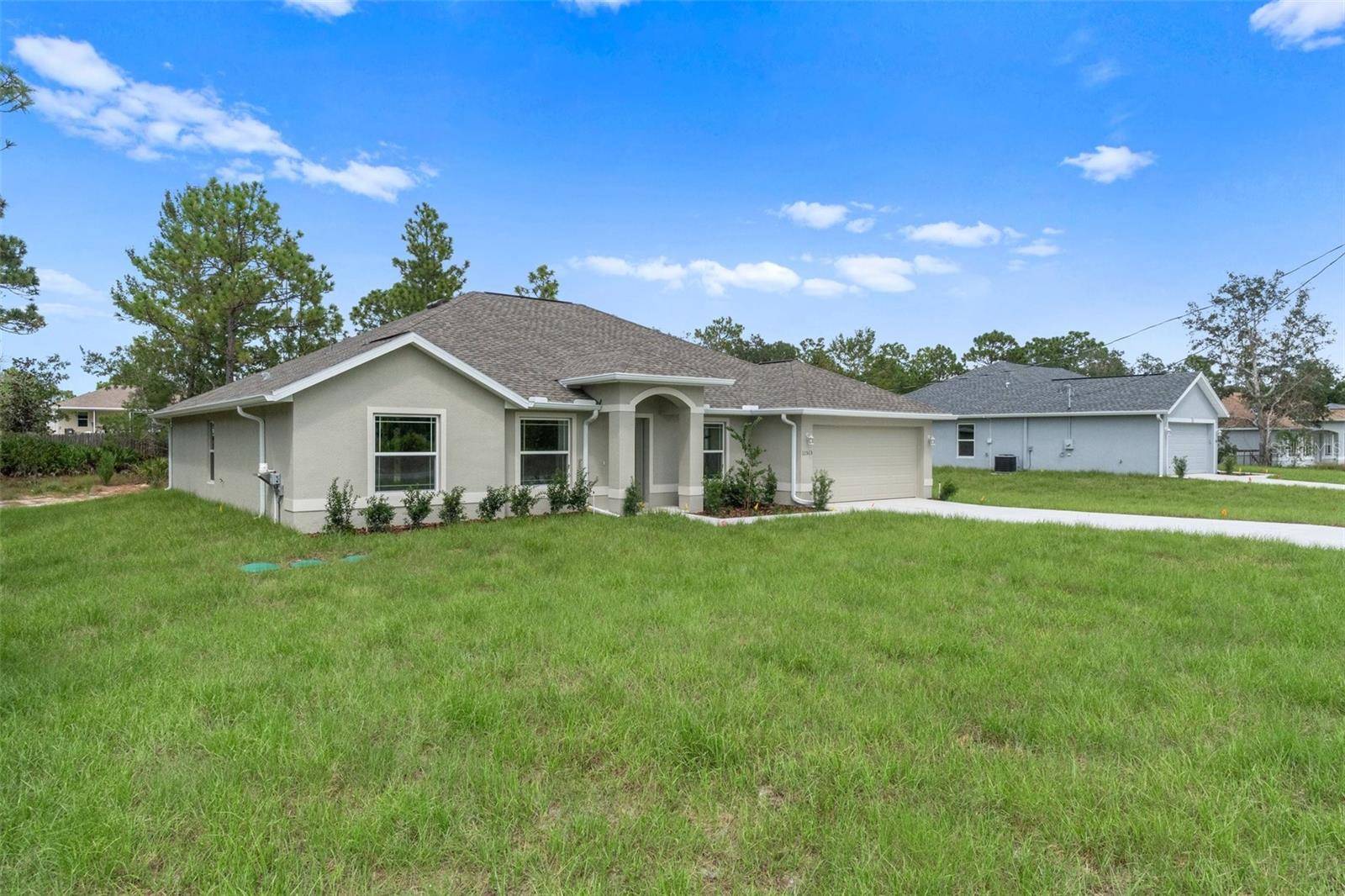 Weeki Wachee, FL 34614,11141 JENNY WREN RD