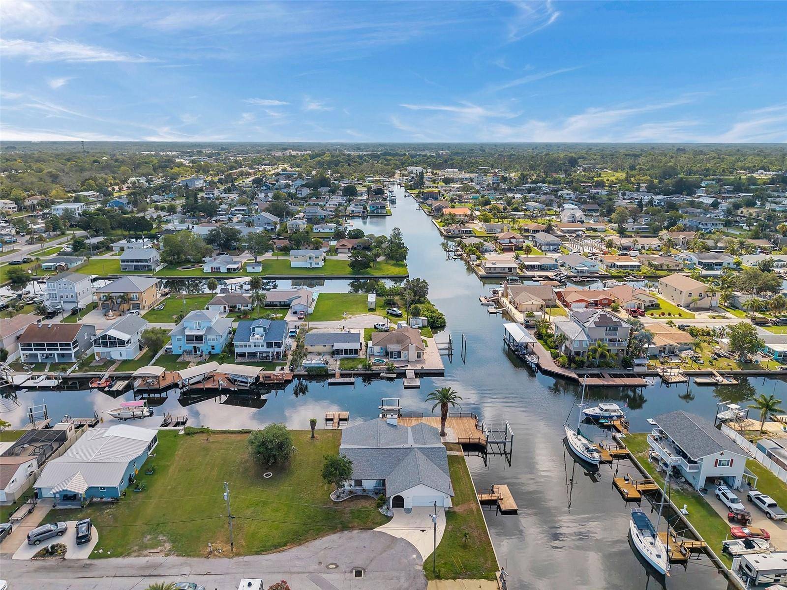 Hudson, FL 34667,13836 DARLENE AVE