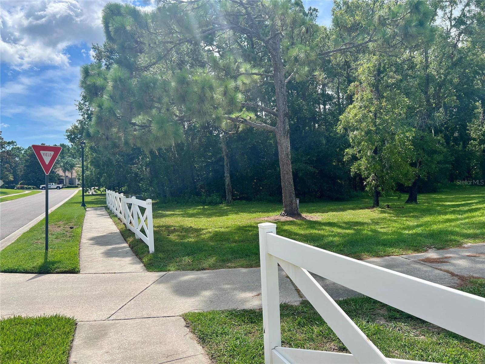 15049 WOODTHORN PASS, Brooksville, FL 34609
