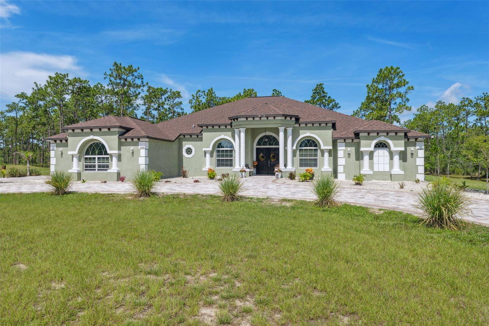 Weeki Wachee, FL 34614,18043 PALMDALE RD