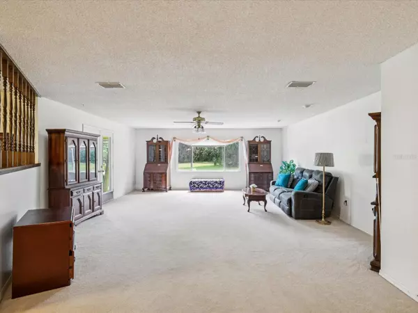 Wesley Chapel, FL 33545,5808 CARINA TRCE