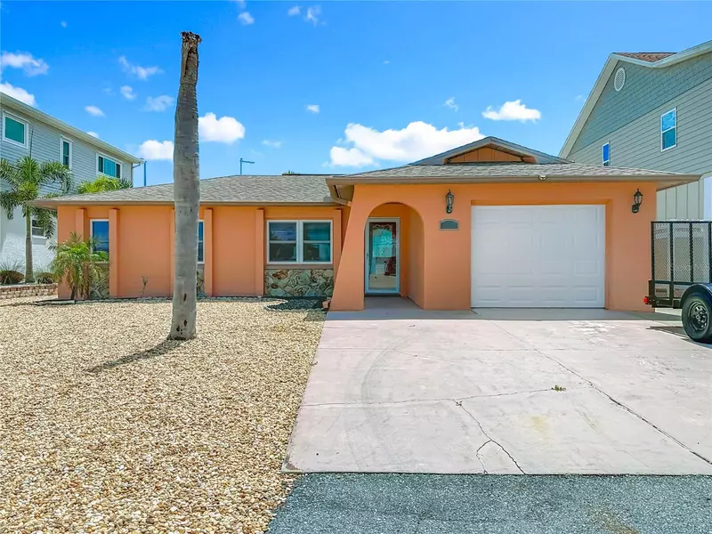 13816 VICTOR AVE, Hudson, FL 34667