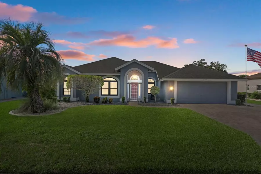 9310 FOX HOLLOW LN, Weeki Wachee, FL 34613