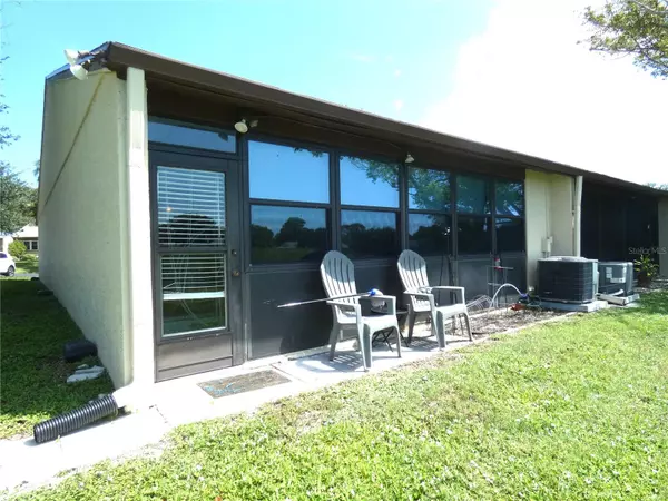 Port Richey, FL 34668,11231 DOLLAR LAKE DR #6
