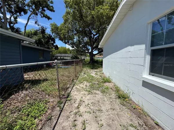 Tampa, FL 33615,7907 WINSTON LN