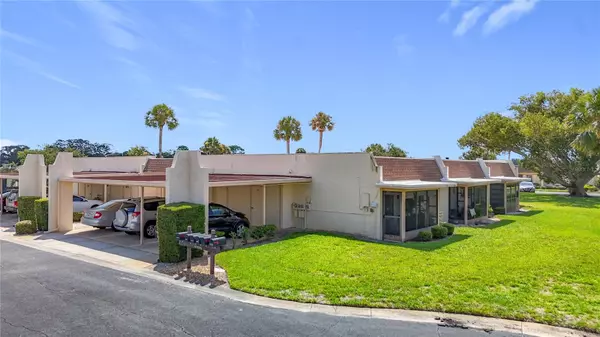 11135 CARRIAGE HILL DR #6, Port Richey, FL 34668