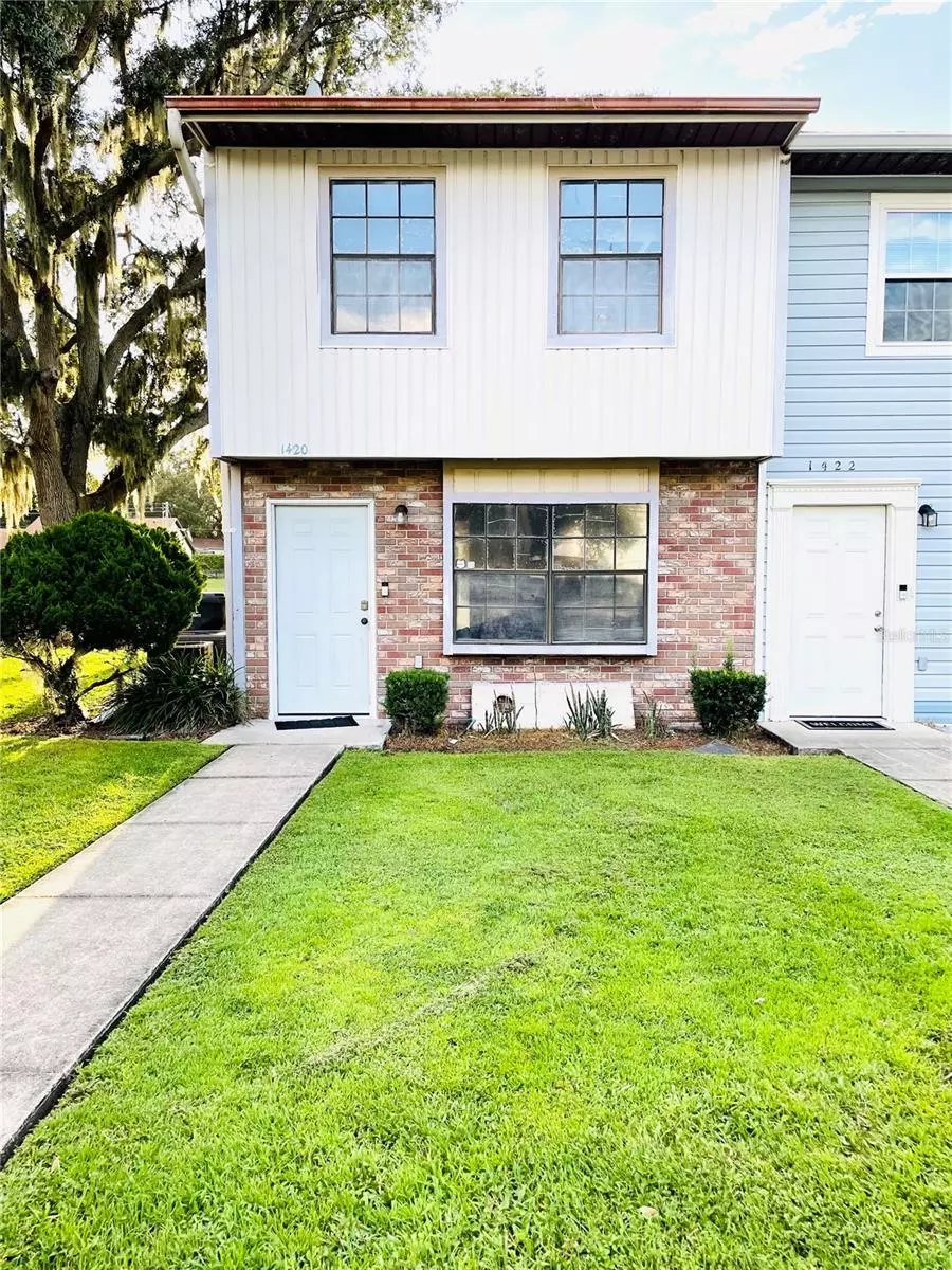 Lakeland, FL 33801,1420 RIDGE LAKE CT