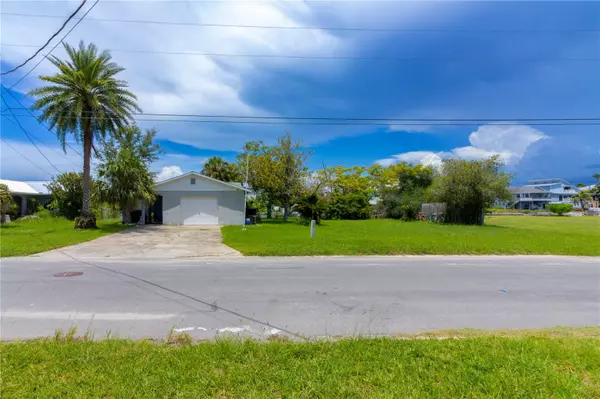 Hernando Beach, FL 34607,4011 CENTAVO CT