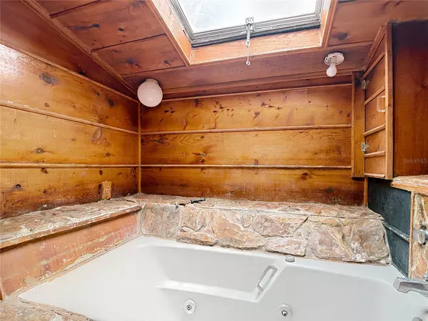 Hudson, FL 34667,14709 FAIR OAK WAY