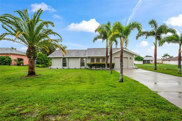 711 SW 11TH AVE, Cape Coral, FL 33991
