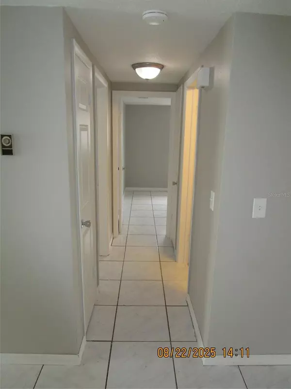 Holiday, FL 34690,1155 ROYALWOOD DR