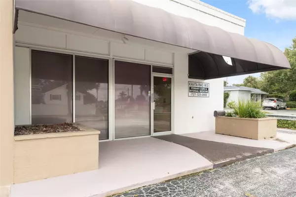 Largo, FL 33774,2101 INDIAN ROCKS RD S